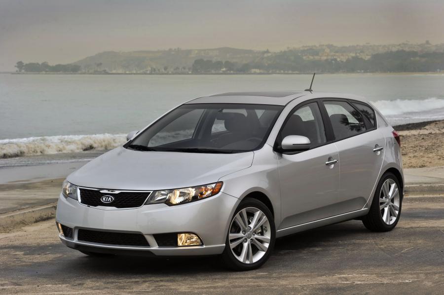  Kia Forte 5-Door 2011 года  (фото 39 из 89)